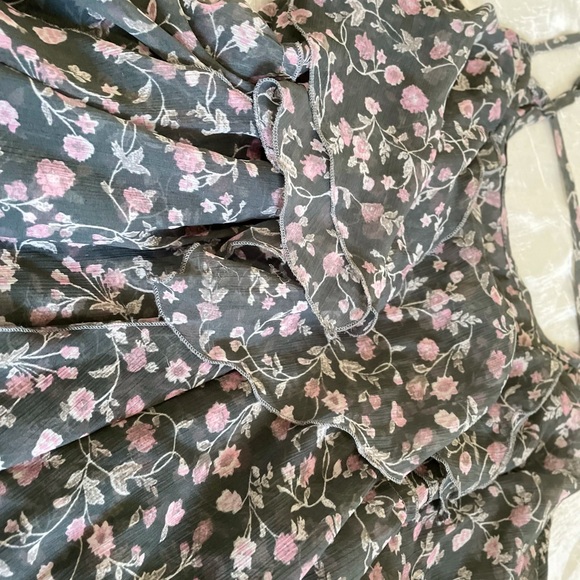 Abercrombie & Fitch green layered cami fairycore top - Picture 2 of 6